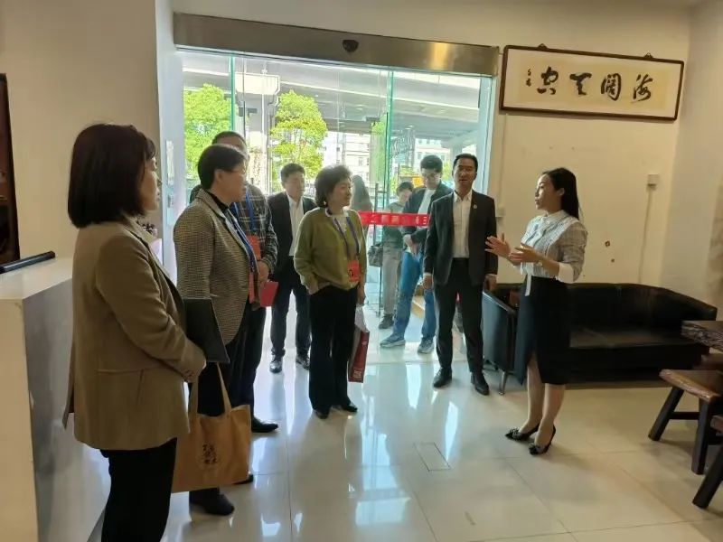 亮了靓了！改善居民出行体验她建议……(图8)