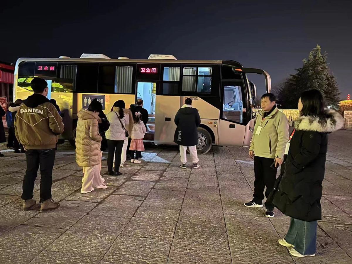 人气爆棚！春节假期洛阳三大公园接待游客7138万人次(图12)