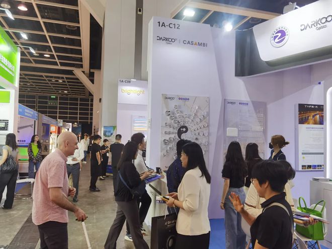 香港国际春季灯饰展盛大举行各企业产品亮点精彩呈现(图10) 香港国际春季灯饰展盛大举行各企业产品亮点精彩呈现(图10)