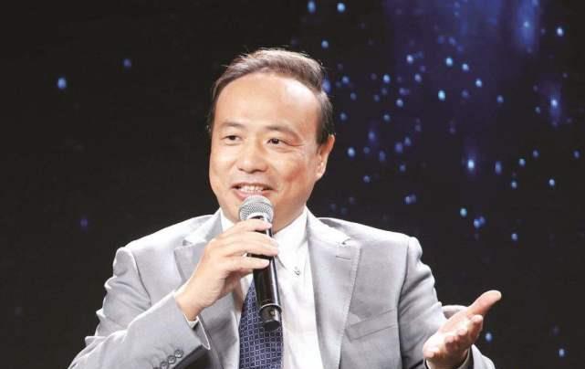 国内灯具之王诞生：连续8年拿下行业第一它的名字价值300亿(图2)
