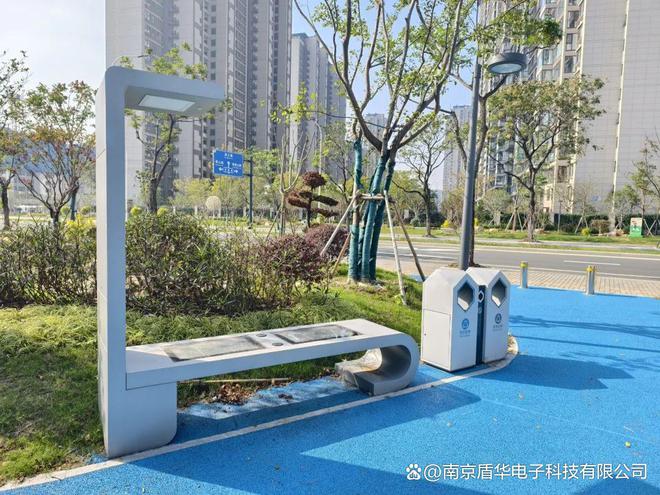 「项目案例」物联网智慧灯杆江阴市落实多杆合一优化城市空间(图1)