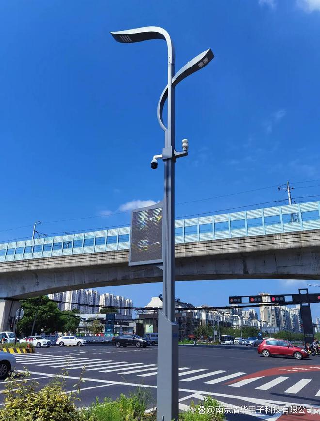 「项目案例」物联网智慧灯杆江阴市落实多杆合一优化城市空间(图4)